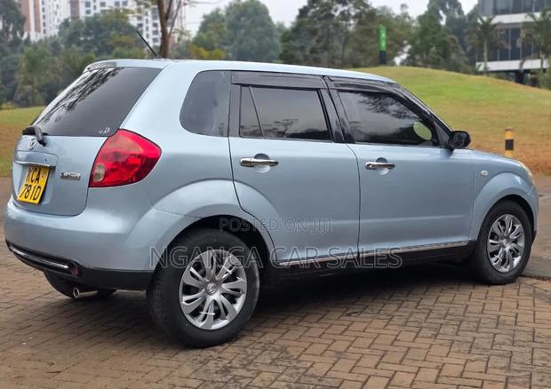 Mazda Verisa 2008 Blue