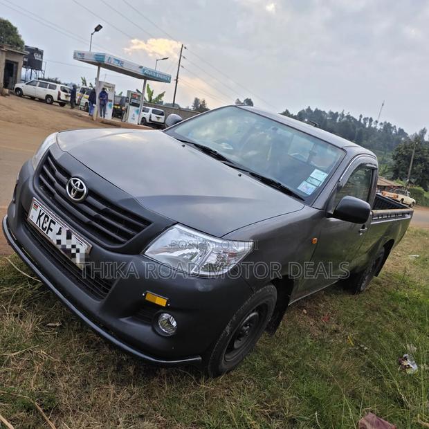 Toyota Hilux 2016