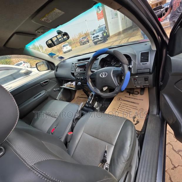 Toyota Hilux 2016