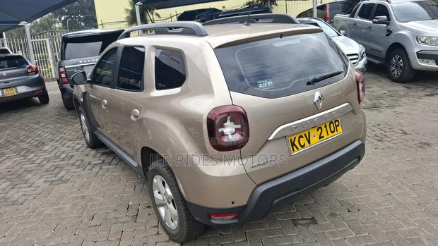 Renault Duster 2018 Gold