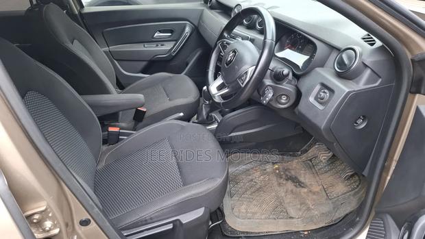 Renault Duster 2018 Gold