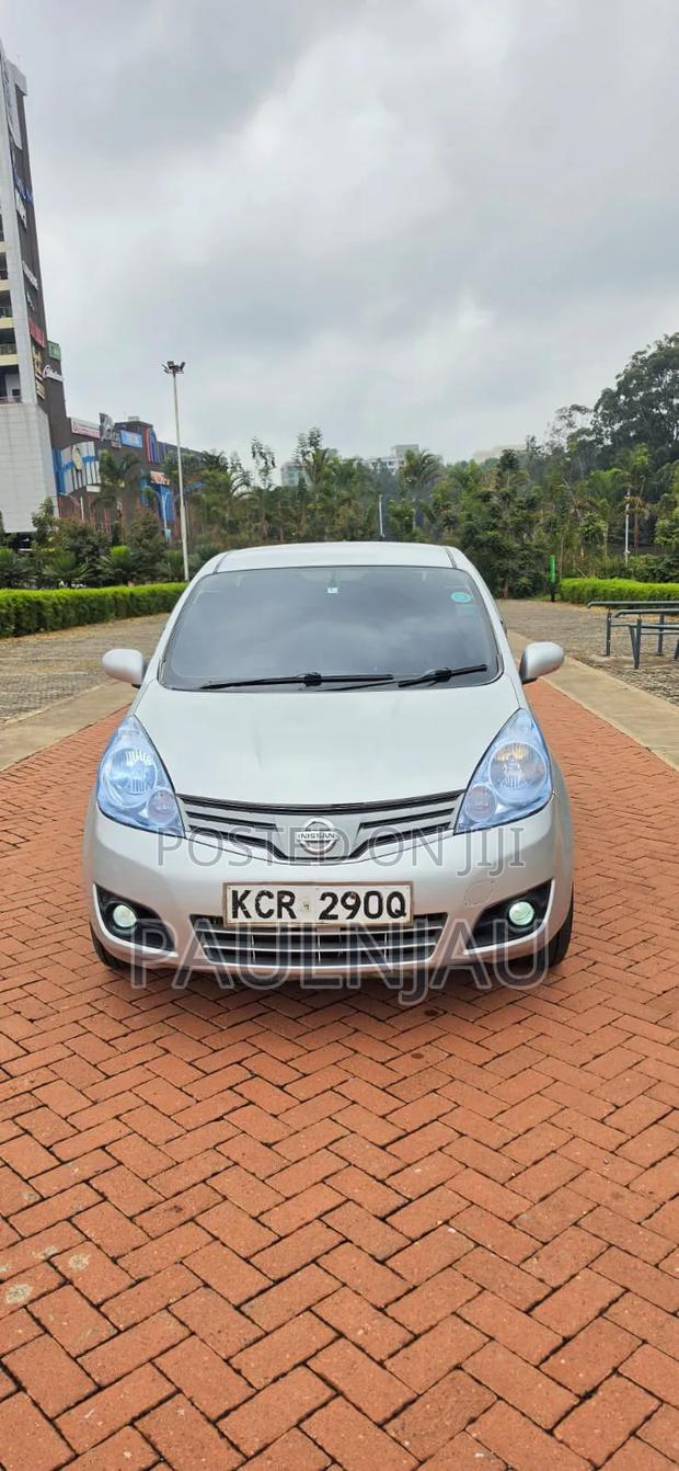Nissan Note 2011 Silver