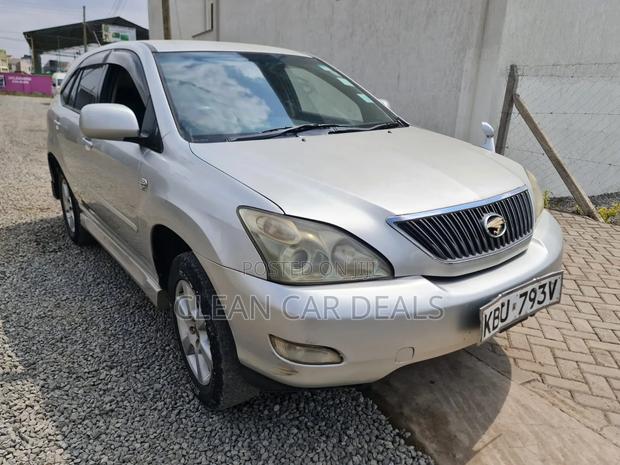 Toyota Harrier 2006 Silver