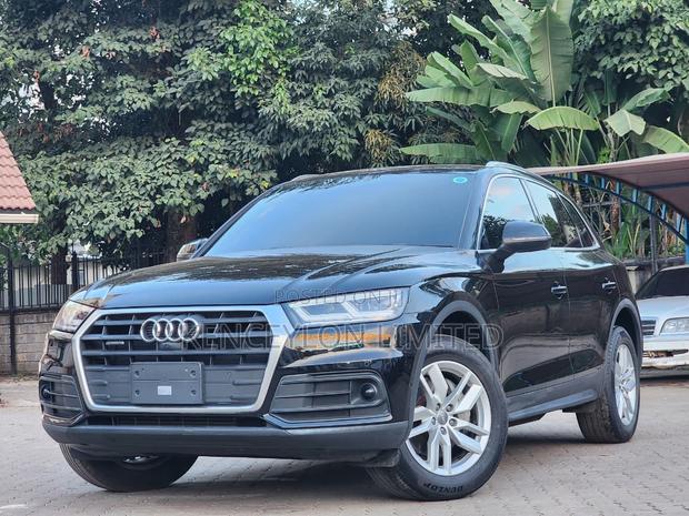 Audi Q5 2.0T Premium AWD quattro 2018 Black