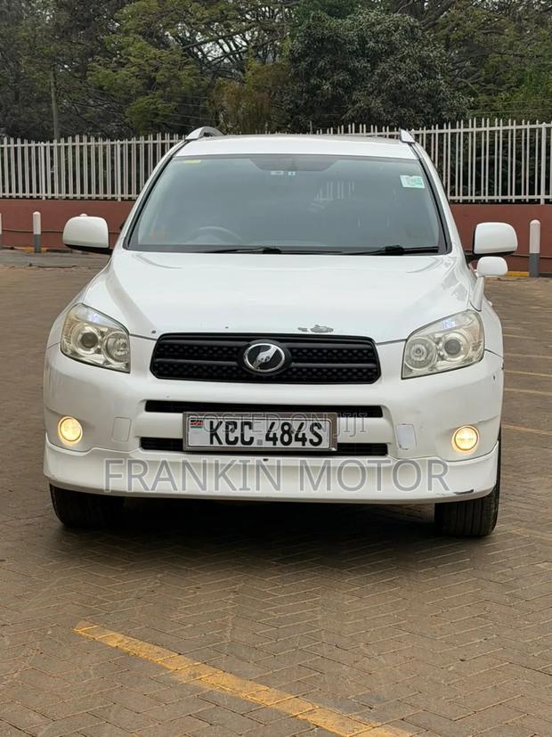 Toyota RAV4 2008 White