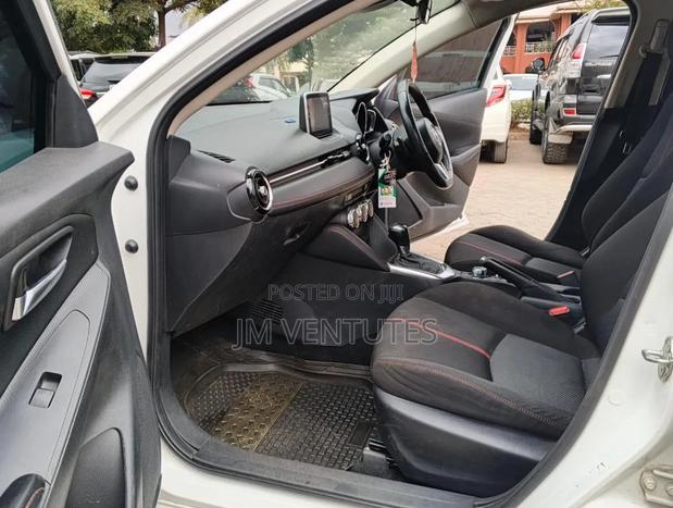 Mazda Demio 2018 White