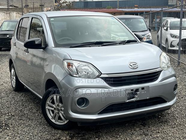 Daihatsu Boon 2018 Silver