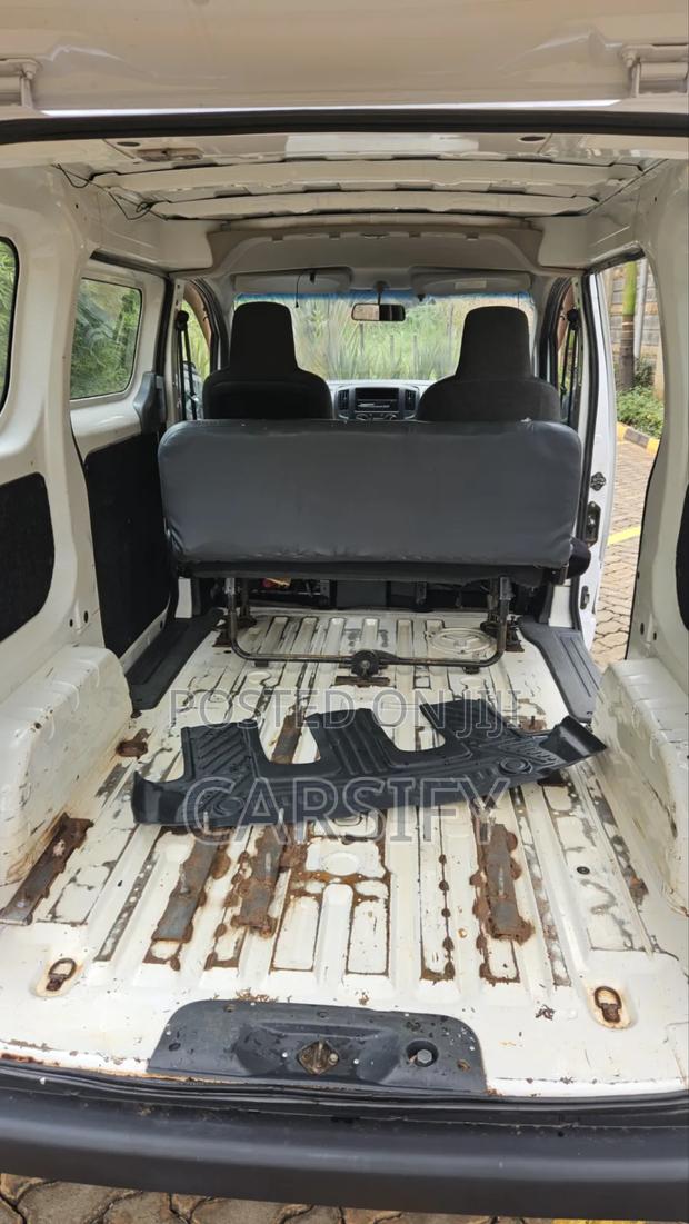 Nissan NP200 2012 White