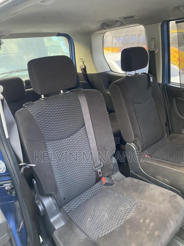 Nissan Serena 2016 Blue