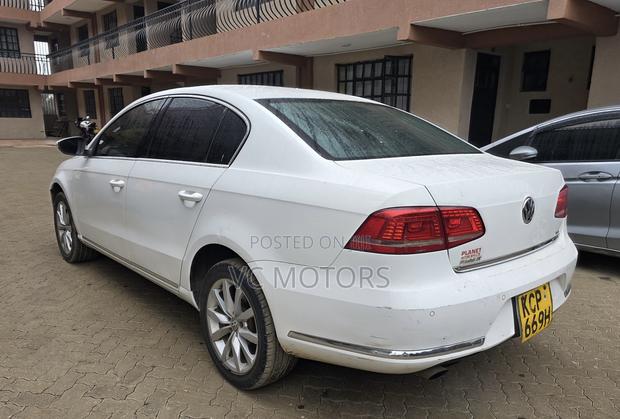 Volkswagen Passat 2011