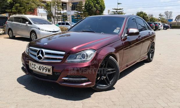 Mercedes-Benz C200 2009 Burgundy