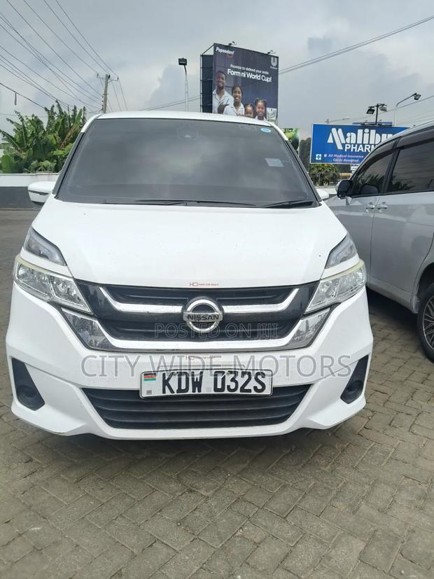 Nissan Serena 2019 White