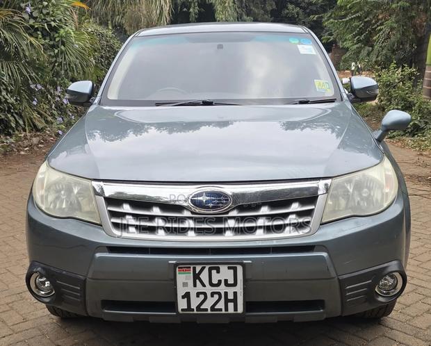 Subaru Forester 2010 Green
