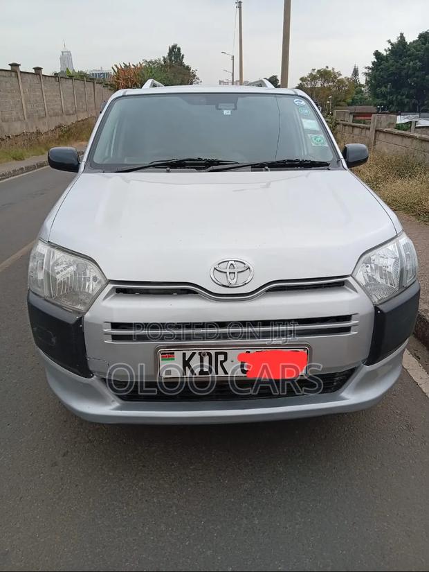 Toyota Succeed 2019 Silver