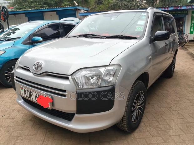 Toyota Succeed 2019 Silver