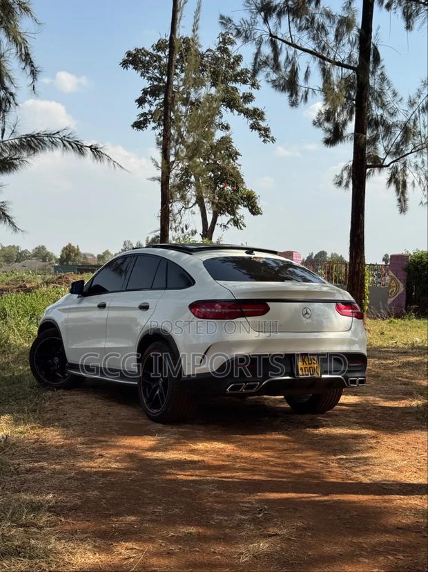 Mercedes-Benz GLE-Class 2018 White