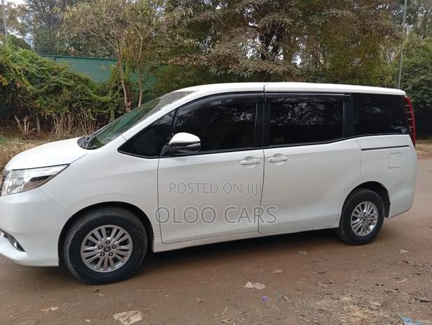 Toyota Noah 2015 White