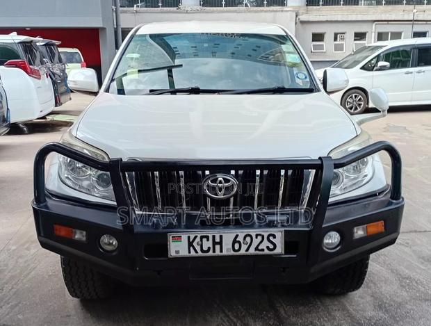 Toyota Land Cruiser Prado 2.7 i 2010 White