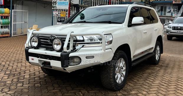 Toyota Land Cruiser 2019 Pearl