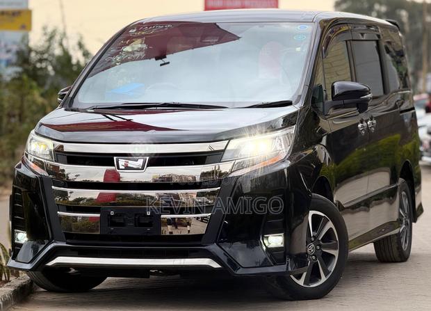 Toyota Noah 2020 Black