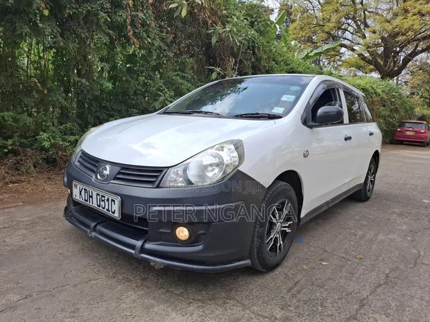 Nissan Advan 2014 White