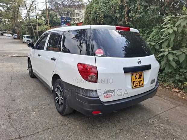 Nissan Advan 2014 White
