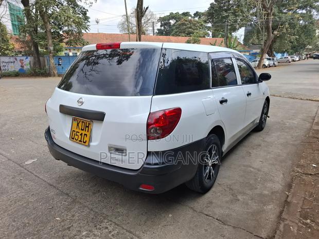 Nissan Advan 2014 White