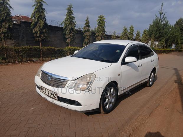 Nissan Bluebird 2009 White