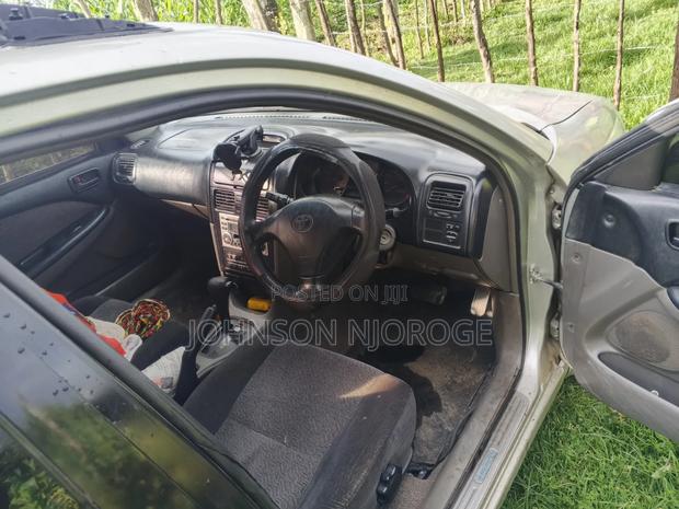 Toyota Caldina 2002 Gray