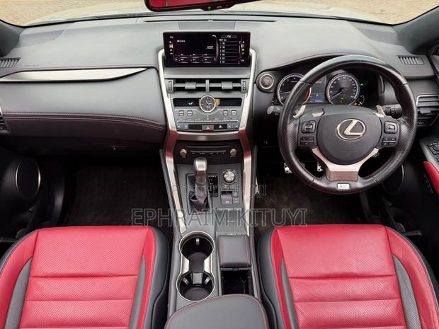 Lexus NX 2019 Silver