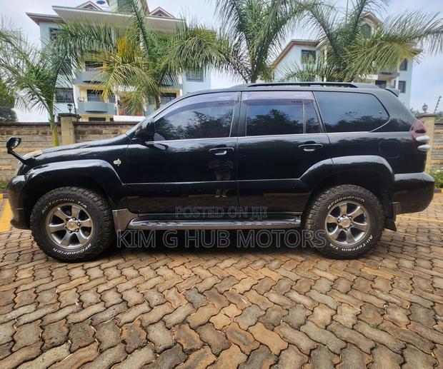 Toyota Land Cruiser Prado 2009 Black