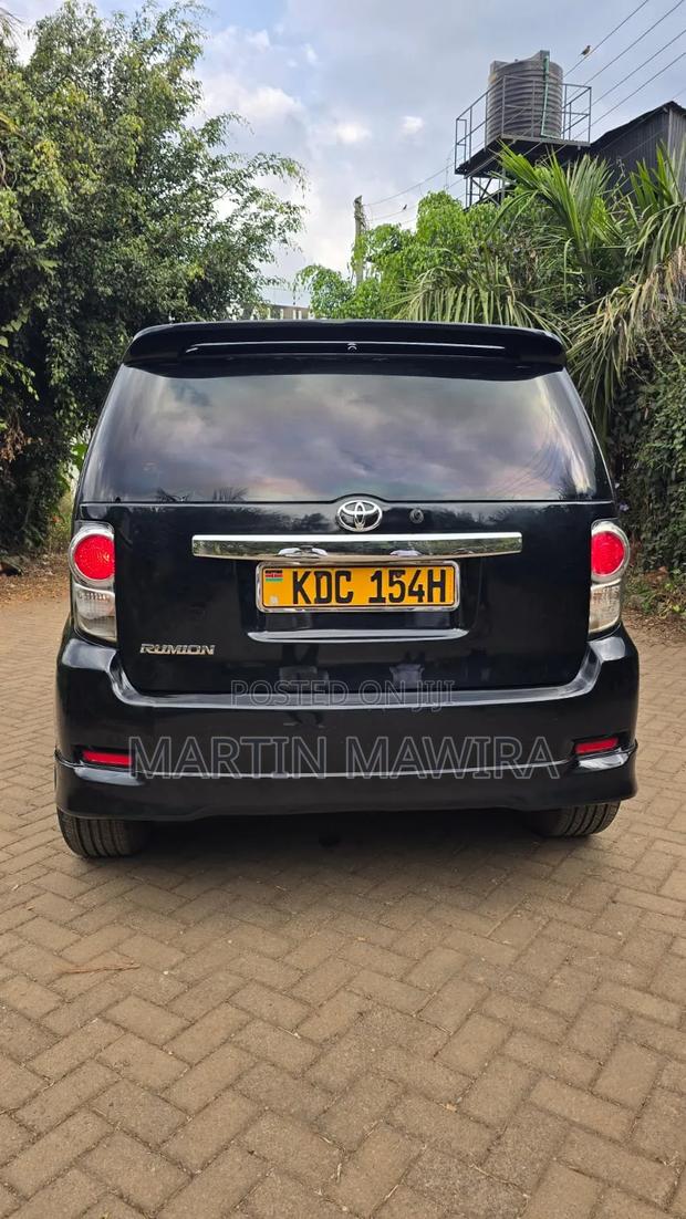 Toyota Corolla Rumion 2014 Black