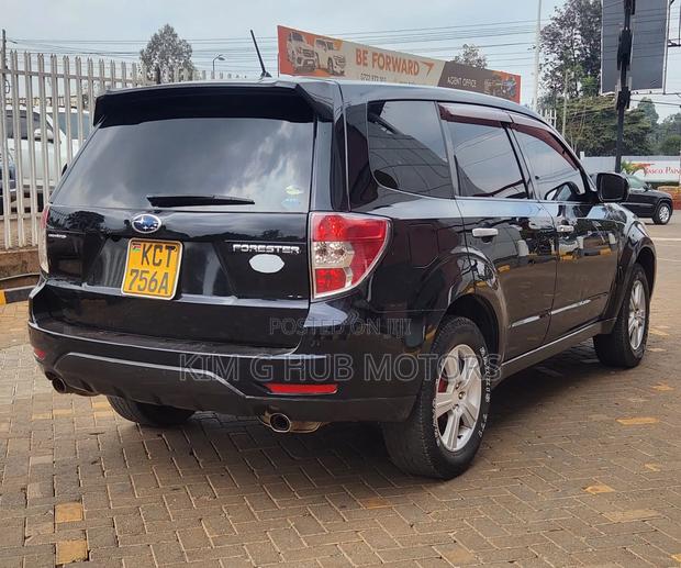 Subaru Forester 2012 Black