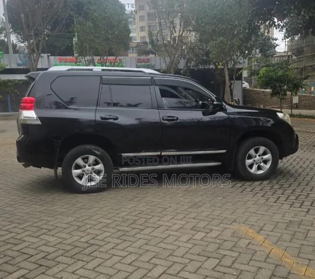 Toyota Land Cruiser Prado 2012 Burgundy