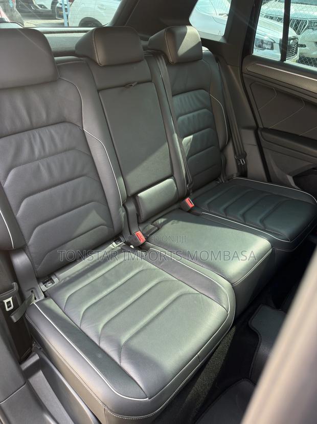 Volkswagen Tiguan 2019 Black