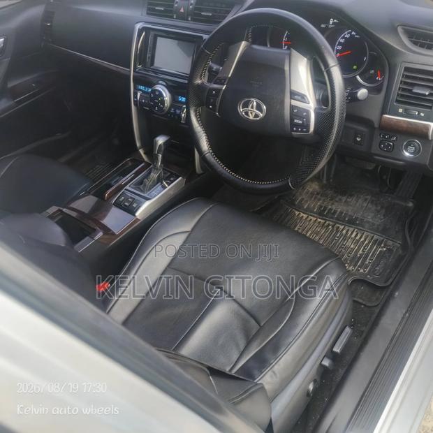 Toyota Mark X 2018 Silver