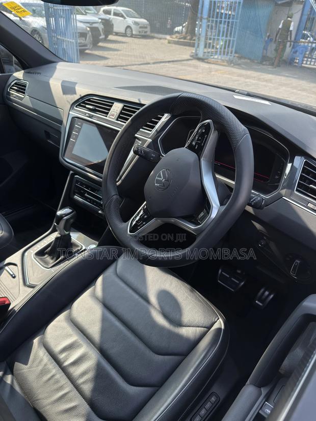 Volkswagen Tiguan 2019 Black