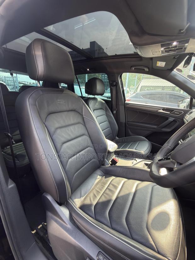 Volkswagen Tiguan 2019 Black