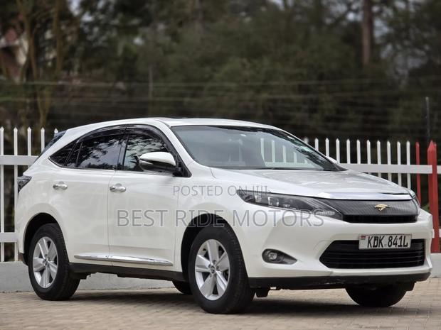 Toyota Harrier 2016 Off white