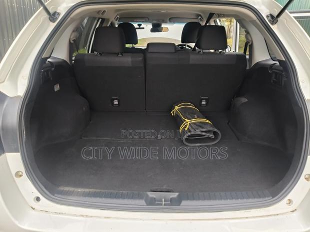 Toyota Corolla Fielder 1.5 Hybrid FWD 2018 White
