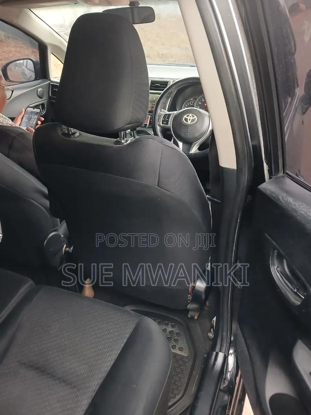 Toyota Ractis 2012 Black