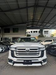 Toyota Land Cruiser 2023 White for sale