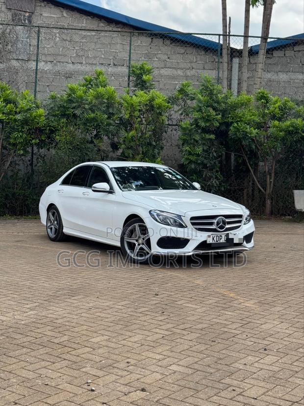 Mercedes-Benz C200 2016 White