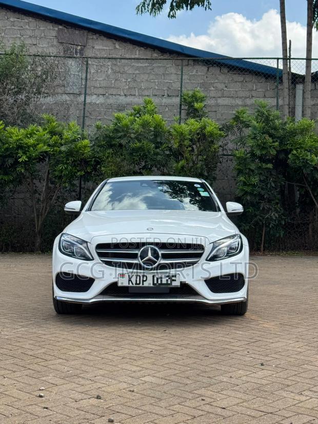 Mercedes-Benz C200 2016 White