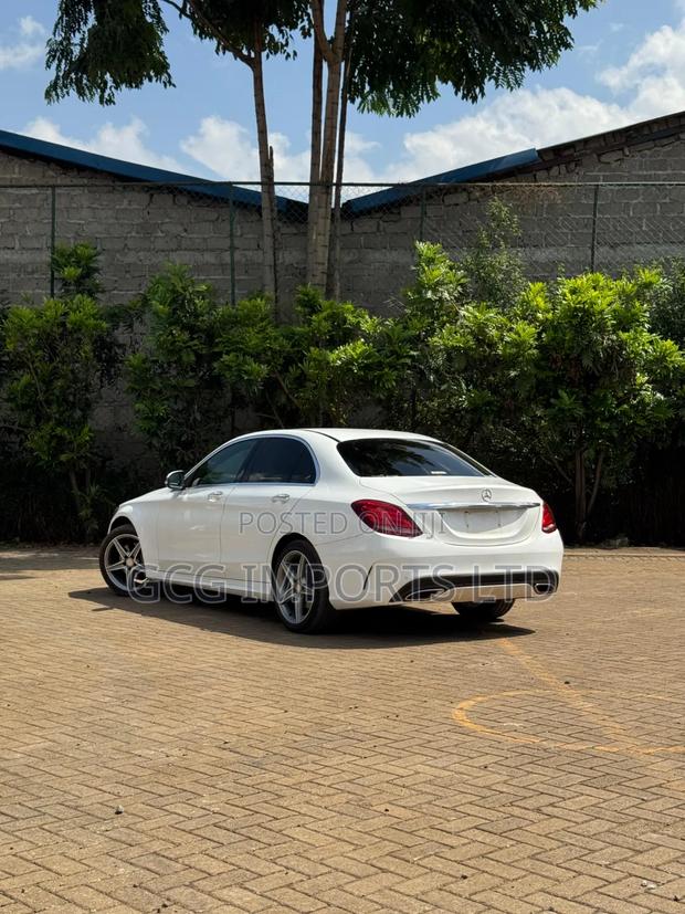 Mercedes-Benz C200 2016 White