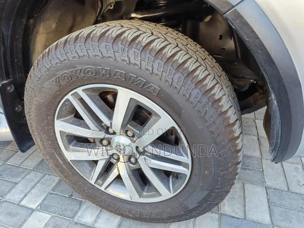 Toyota Fortuner 2019 Silver
