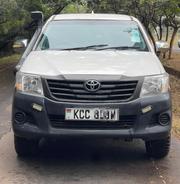 Toyota Hilux 2011 Off white for sale