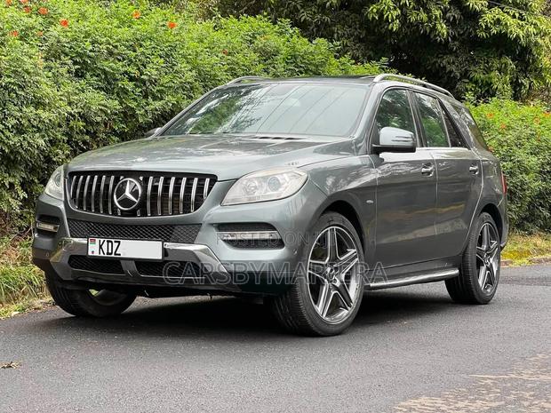 Mercedes-Benz M Class ML 350 4Matic 2012 Gray