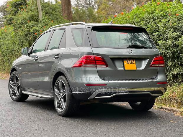 Mercedes-Benz M Class ML 350 4Matic 2012 Gray
