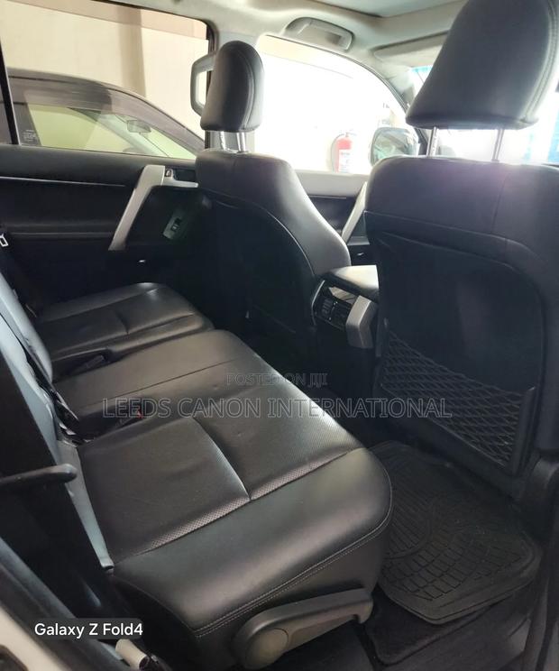 Toyota Land Cruiser Prado 2021 White